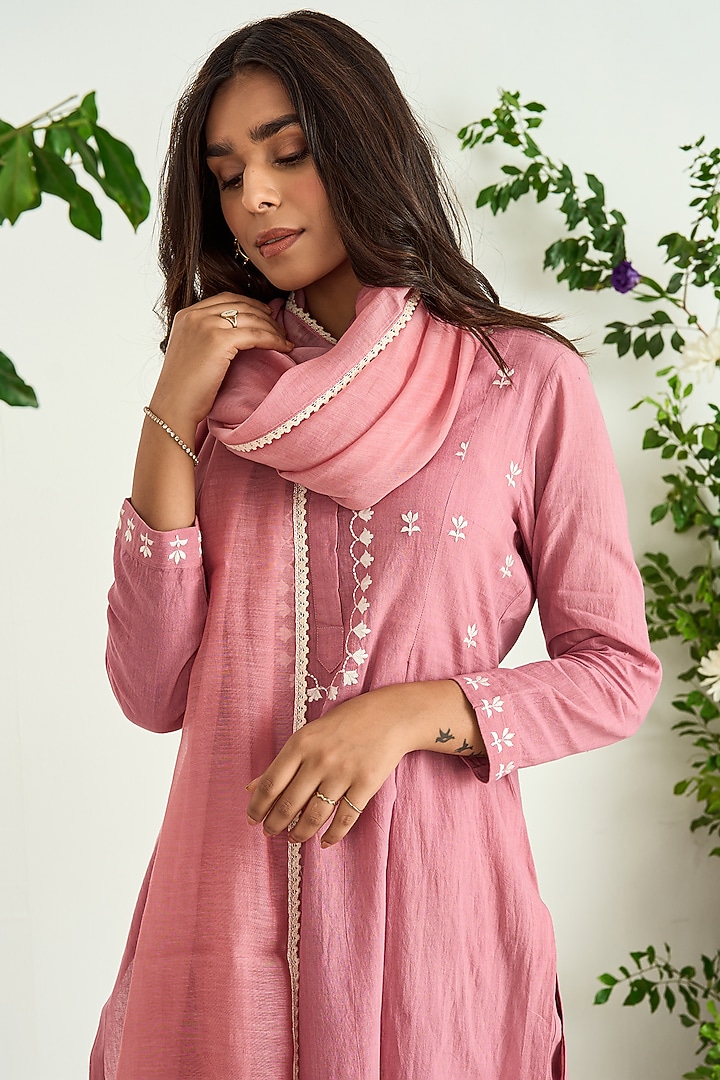 Onion Pink Pure Cotton Embroidered Kurta Set by Keosha at Pernia's Pop Up Shop