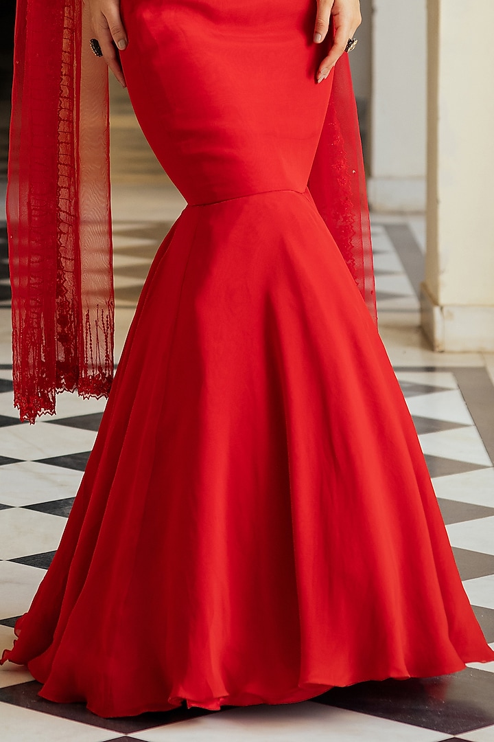 Red Organza Fish-Cut Wedding Lehenga Set by Keosha at Pernia's Pop Up Shop