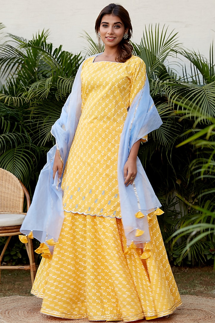 Yellow Cotton Flared Skirt Set by Ruchira Nangalia at Pernia's Pop Up Shop