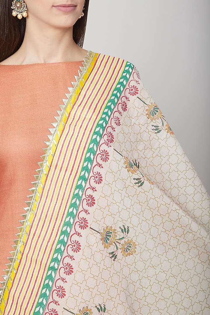 Off White Printed Dupatta by KAIA at Pernia's Pop Up Shop