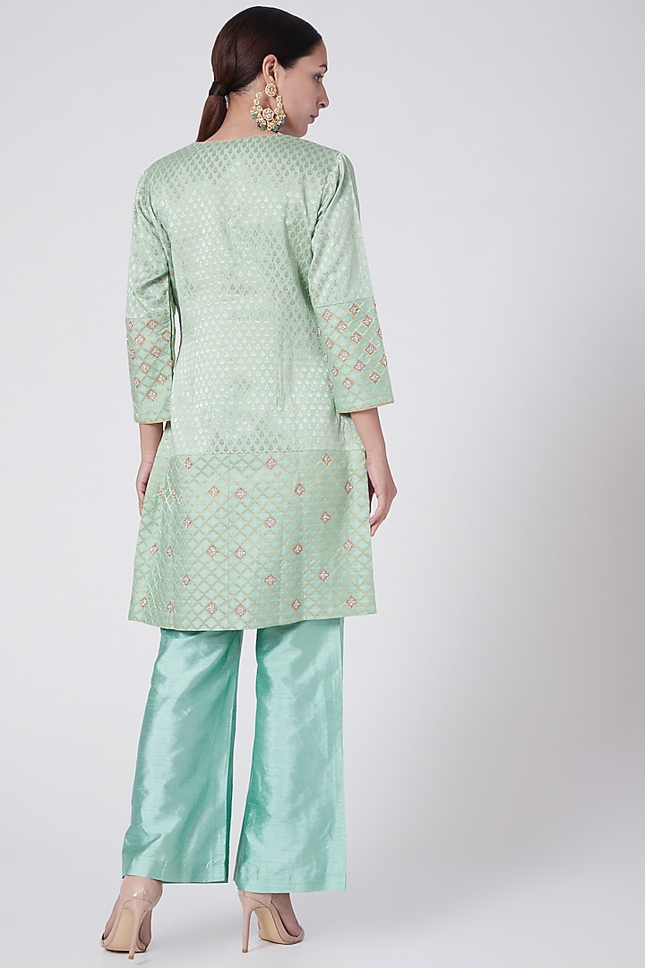 Sage Green Embellished Kurta Set by KAIA at Pernia's Pop Up Shop