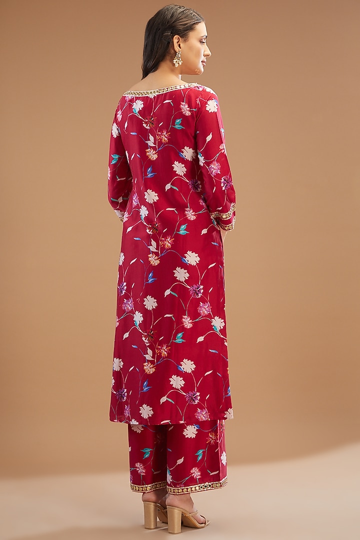 Reddish Pink Chanderi Silk Embroidered Kurta Set by KAIA at Pernia's Pop Up Shop