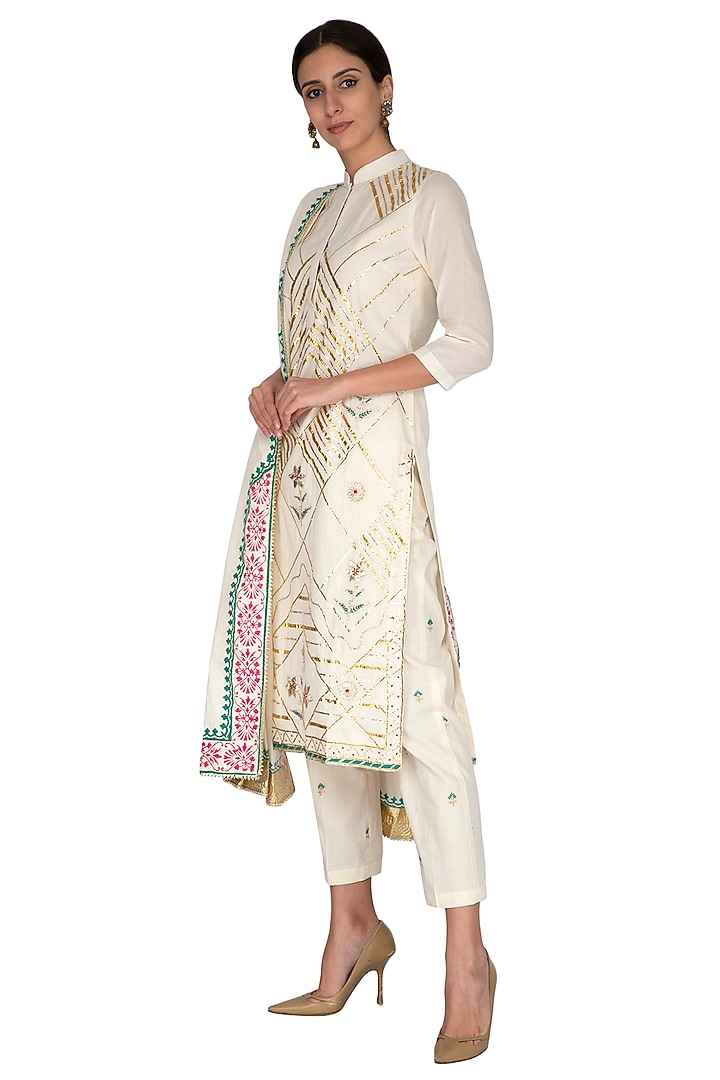 Off White Embroidered & Printed Kurta Set by KAIA at Pernia's Pop Up Shop