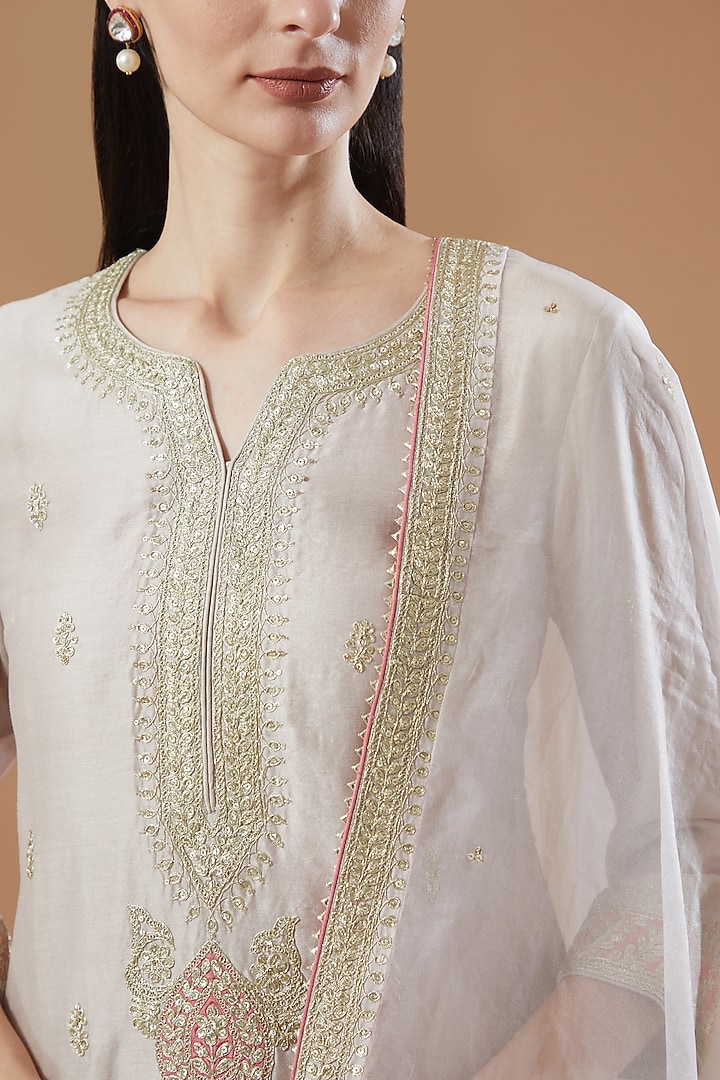 Light Grey Embroidered Kurta Set by KAIA at Pernia's Pop Up Shop