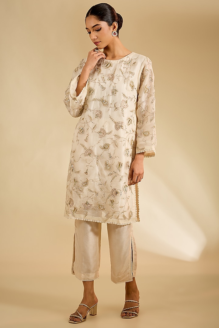 Pearl White Organza Hand Embellished Kurta Set by KAIA at Pernia's Pop Up Shop