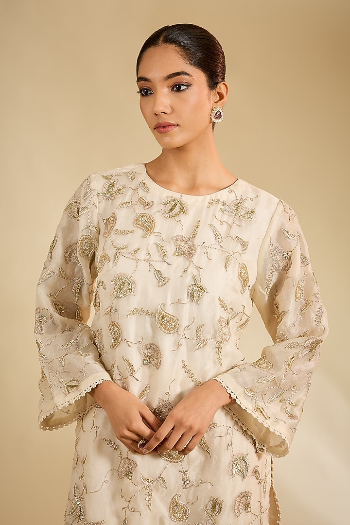 Pearl White Organza Hand Embellished Kurta Set by KAIA at Pernia's Pop Up Shop