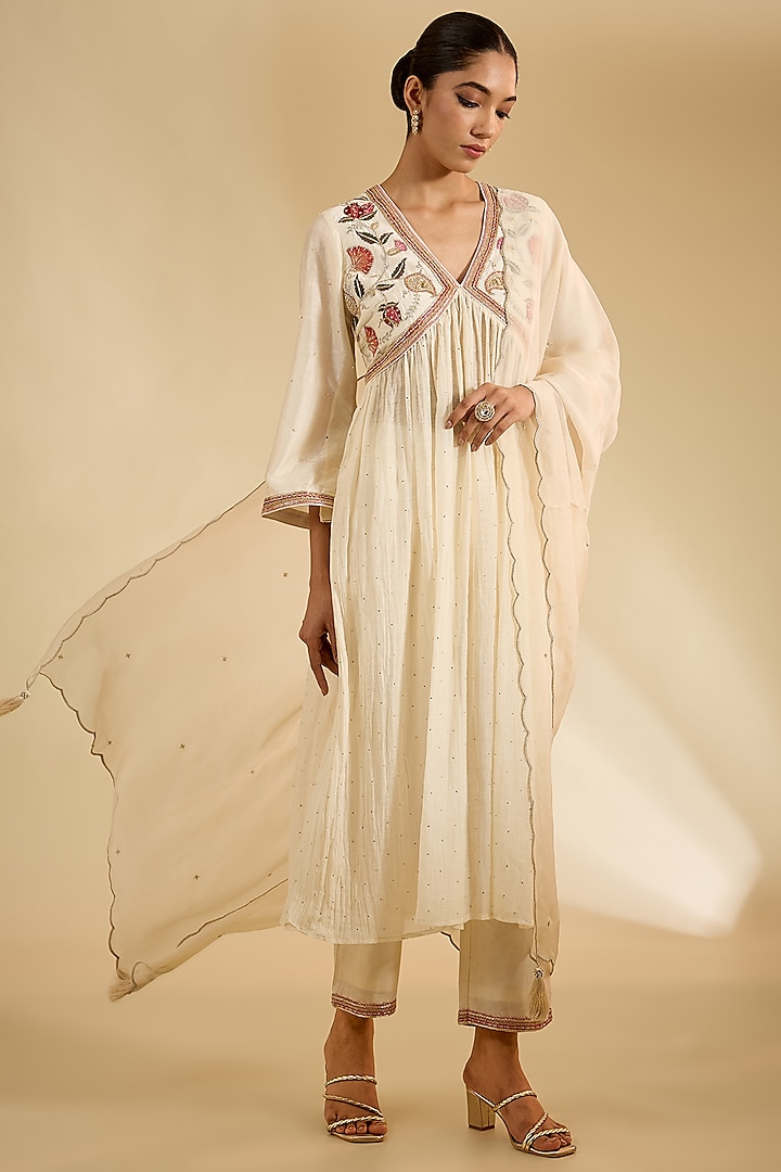 Pearl White Silk Hand Embellished Kurta Set by KAIA at Pernia's Pop Up Shop