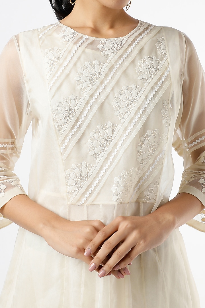 Off-White Applique Embroidered Vacation Dress by Karigar & Co. at Pernia's Pop Up Shop