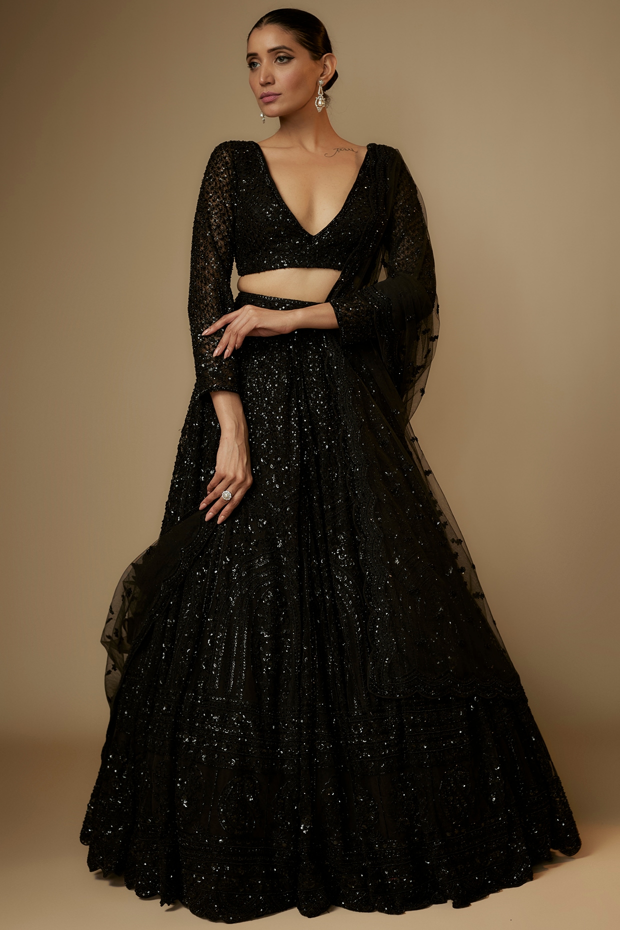 Buy Sainoor Women Free Size Black,Gold Self Design Velvet Lehenga Choli Set  Online at Best Prices in India - JioMart.