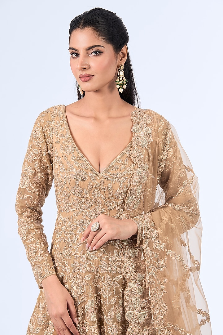 Gold Organza Cutdana & Zardosi Embroidered Bridal Lehenga Set by Kalighata at Pernia's Pop Up Shop