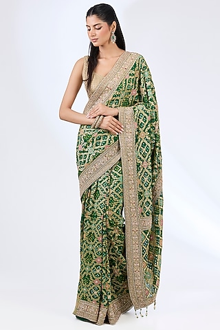 Green Bandhej Handloom Sequin & Thread Hand Embroidered Saree Set by Kalighata