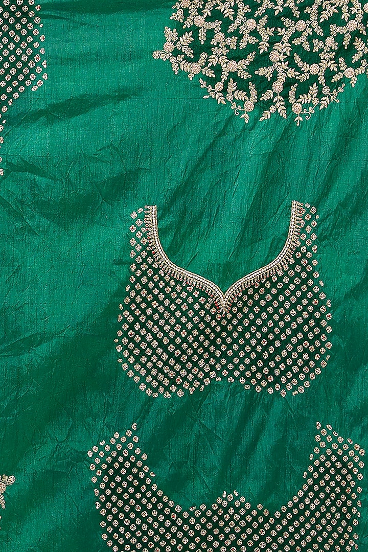 Green Bandhej Handloom Sequin & Thread Hand Embroidered Reception Saree Set by Kalighata at Pernia's Pop Up Shop