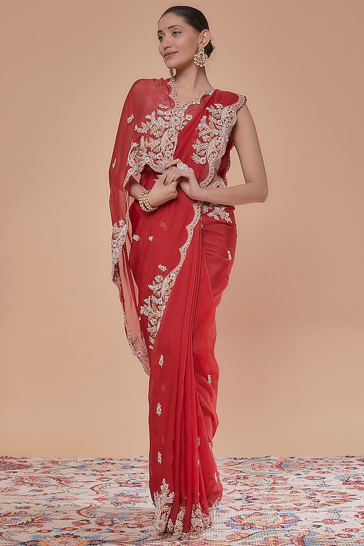 Red Organza Hand Embroidered Reception Saree Set by Kalighata at Pernia's Pop Up Shop