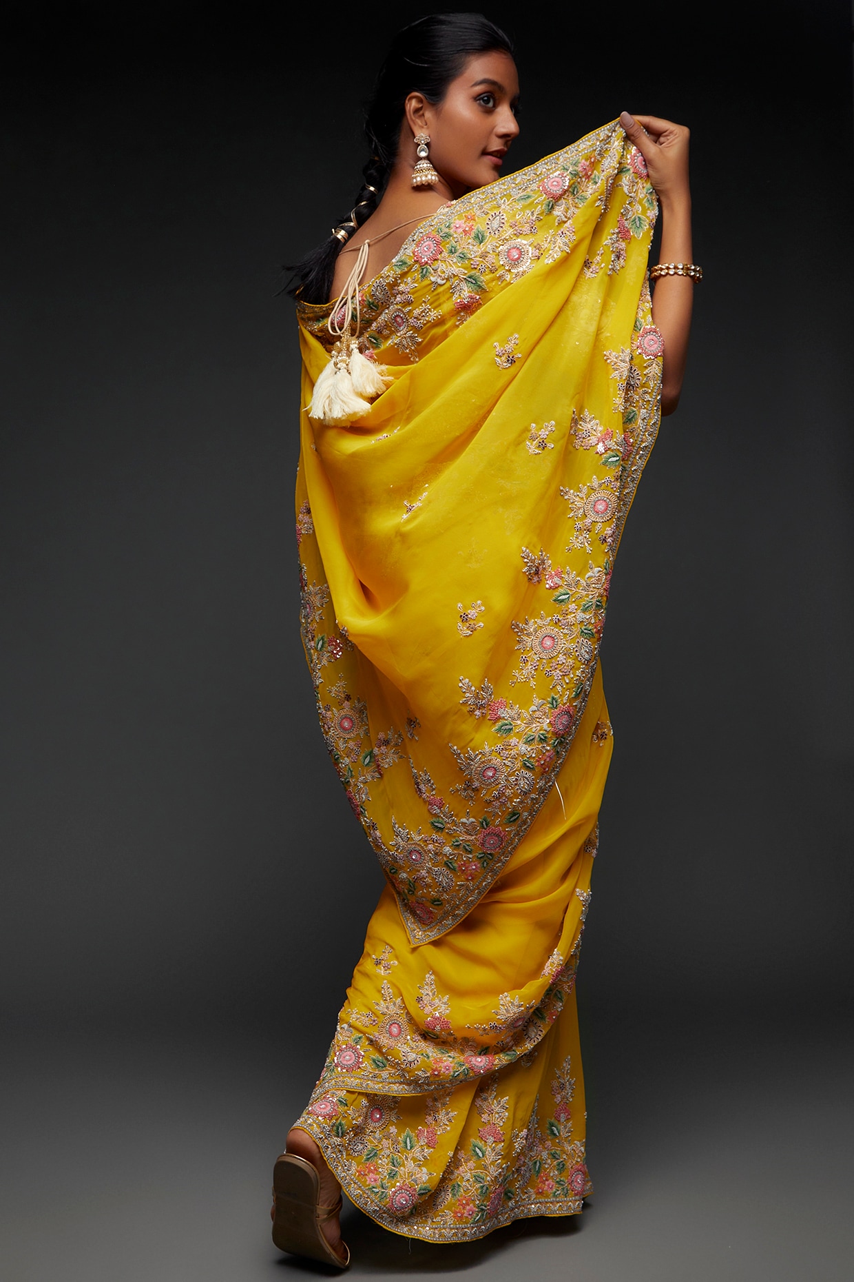 Buy Yellow Sarees for Women by Awriya Online | Ajio.com