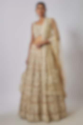Ivory Organza Applique Embroidered Bridal Lehenga Set by Kalighata at Pernia's Pop Up Shop