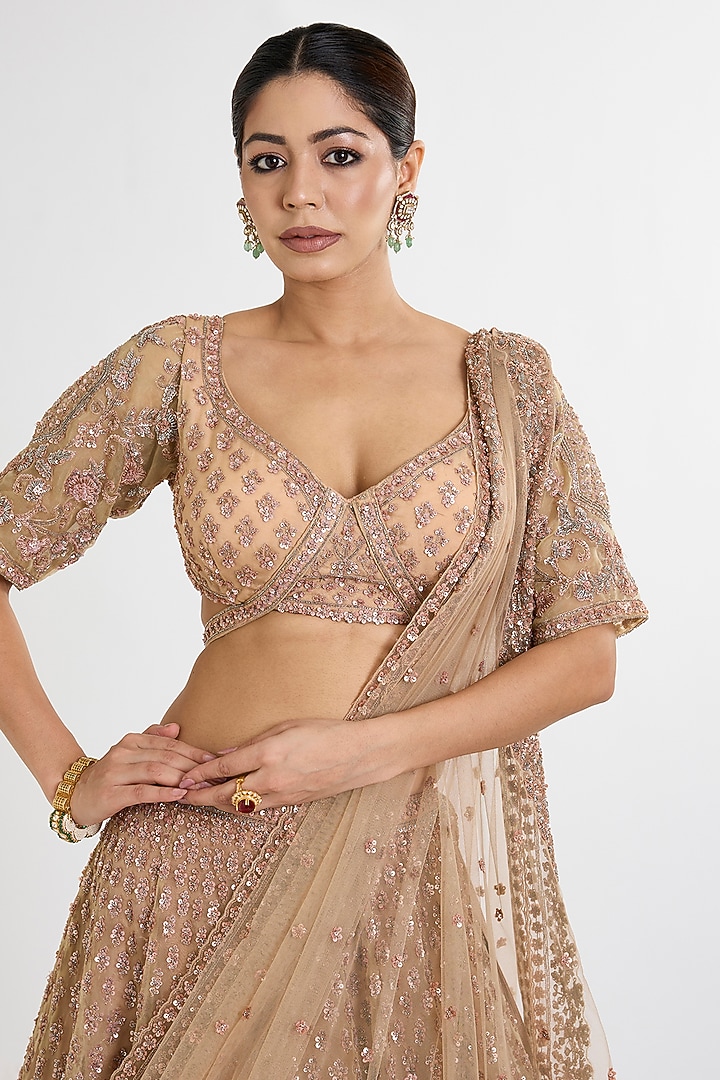 Gold Organza Cutdana & Zardosi Embroidered Bridal Lehenga Set by Kalighata at Pernia's Pop Up Shop