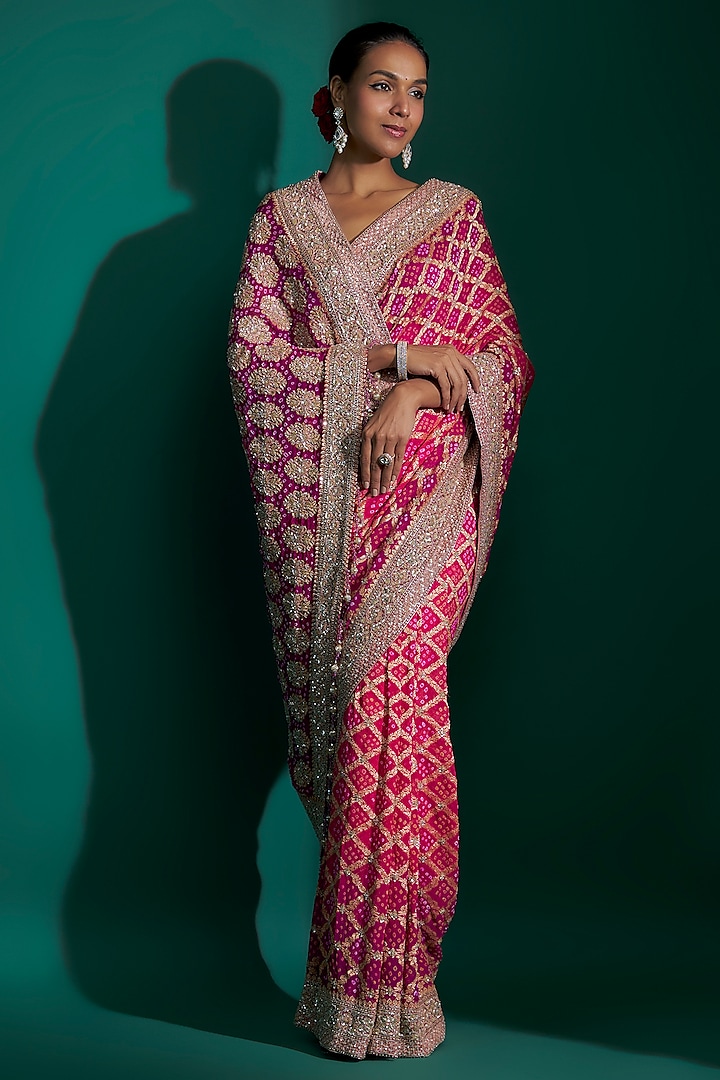 Fuchsia Bandhej Handloom Sequins Hand Embroidered Saree Set by Kalighata