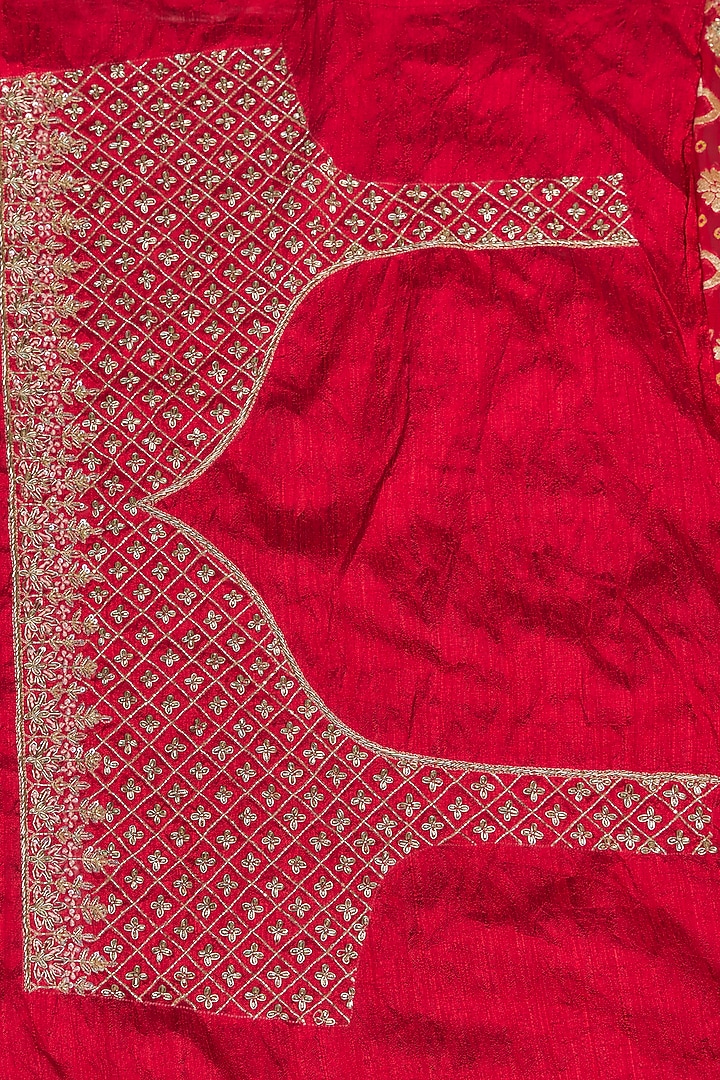 Red Bandhej Handloom Sequins Hand Embroidered Reception Saree Set by Kalighata at Pernia's Pop Up Shop