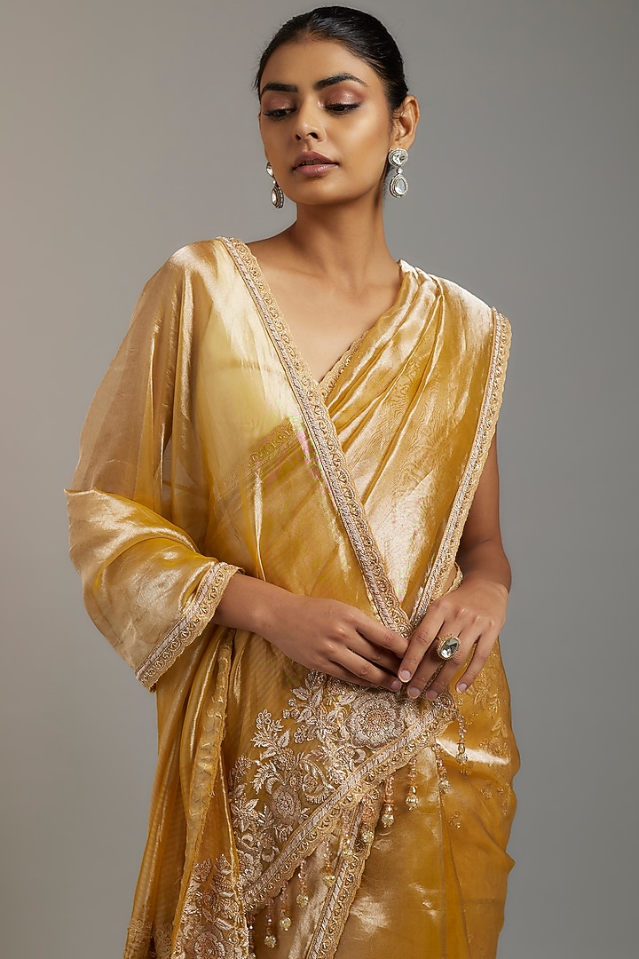 Gold Handloom Tissue Sequins Embellished Wedding Saree Set by Kalighata at Pernia's Pop Up Shop