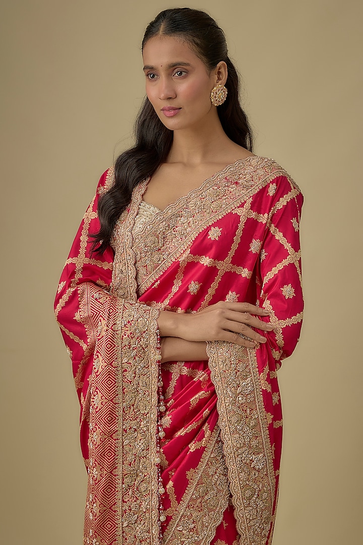 Red Tissue Hand & Machine Embroidered Bridal Saree Set by Kalighata at Pernia's Pop Up Shop