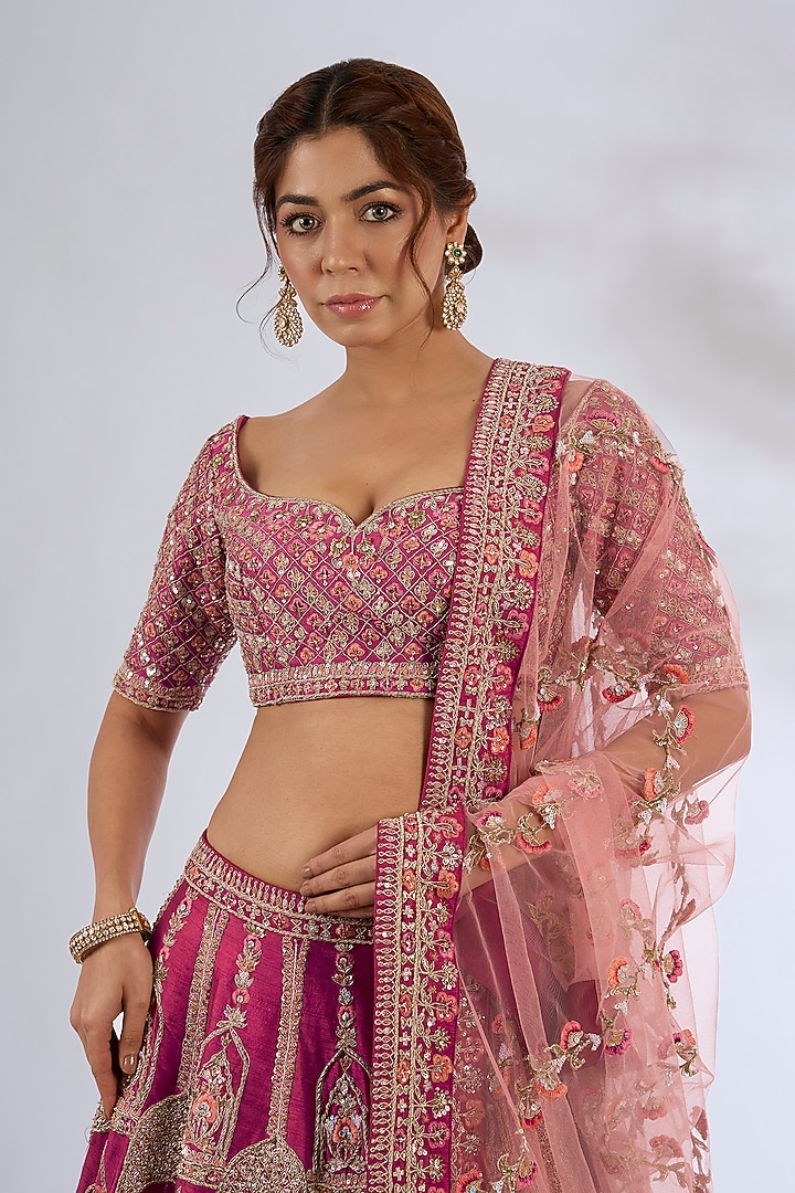 Red Raw Silk Embroidered Bridal Lehenga Set by Kalighata at Pernia's Pop Up Shop