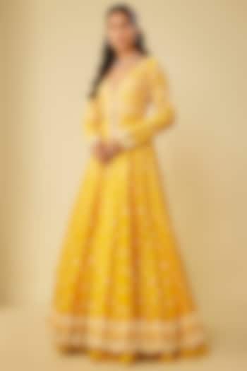 Mustard Chanderi Jacket Wedding Lehenga Set by Kalighata at Pernia's Pop Up Shop