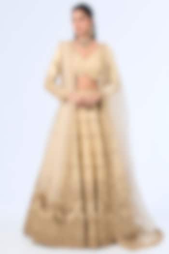 Ivory Raw Silk Zardosi Hand Embroidered Bridal Lehenga Set by Kalighata at Pernia's Pop Up Shop
