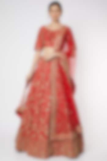 Red Resham Hand Embroidered Wedding Lehenga Set by Kalighata at Pernia's Pop Up Shop
