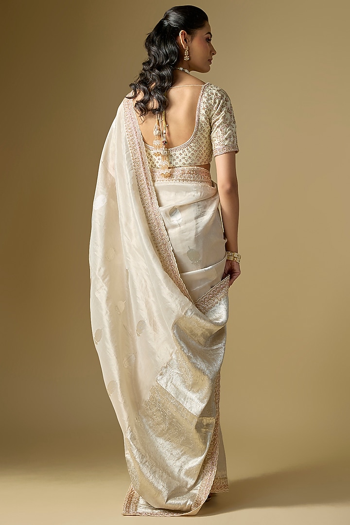 Ivory Banarasi Silk Reception Saree Set by Kalighata at Pernia's Pop Up Shop