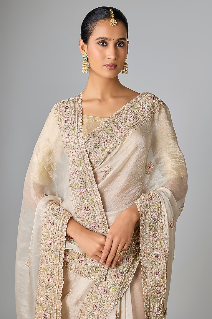 Silver Banarasi Reception Saree Set by Kalighata at Pernia's Pop Up Shop