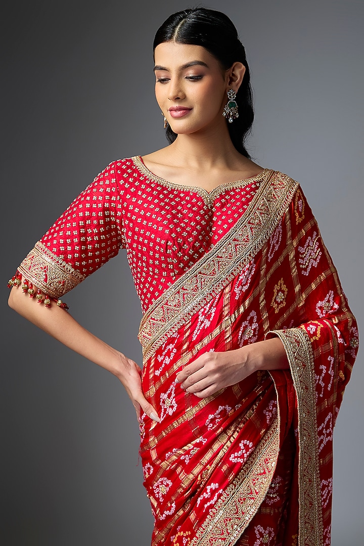 Red Bandhej Handloom Sequin Embroidered Reception Saree Set by Kalighata at Pernia's Pop Up Shop