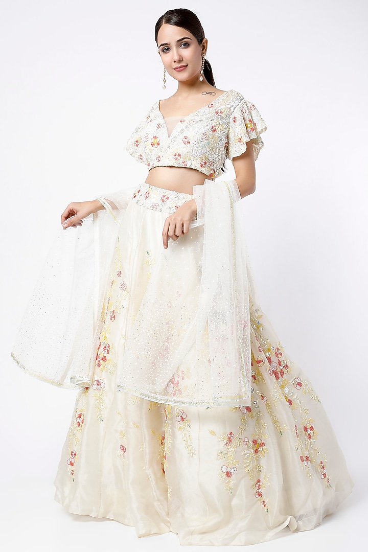 White Hand Embellished Wedding Lehenga Set by Kalighata at Pernia's Pop Up Shop