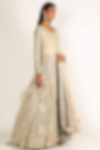 Silver Embroidered Jacket Bridal Lehenga Set by Kalighata at Pernia's Pop Up Shop