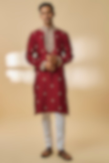 Maroon Silk & Chanderi Kurta Set by Kalighata Men at Pernia's Pop Up Shop