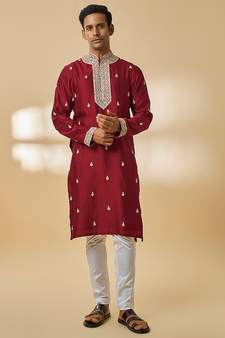 Maroon Silk & Chanderi Kurta Set by Kalighata Men at Pernia's Pop Up Shop