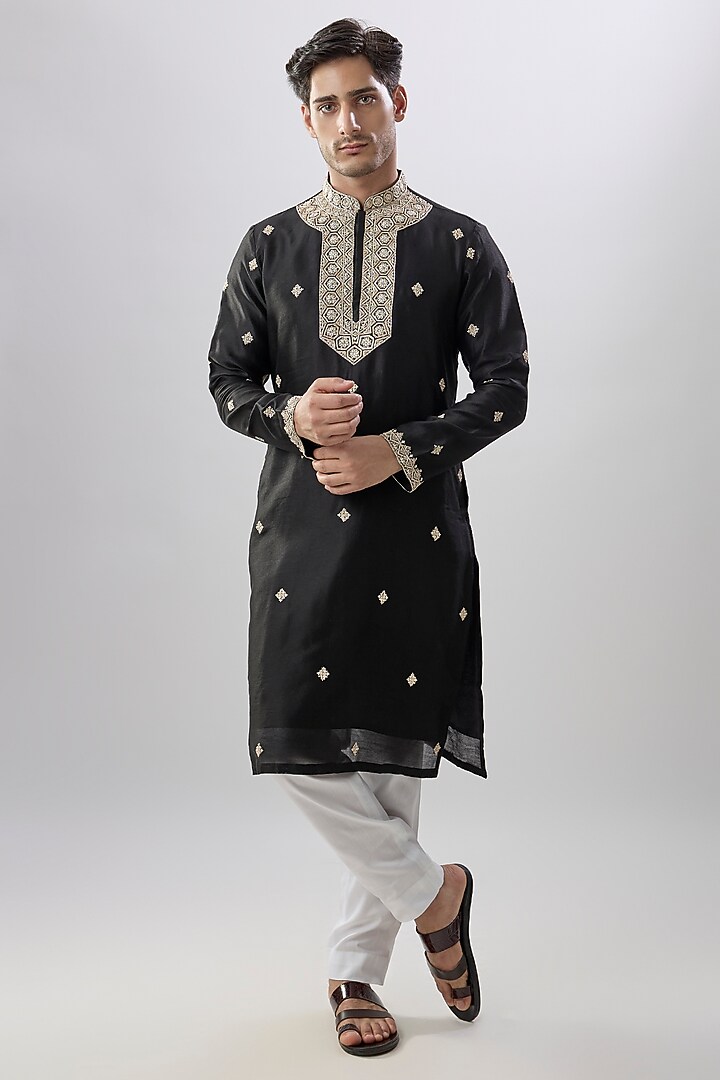 Black Silk Chanderi Kurta Set by Kalighata Men at Pernia's Pop Up Shop