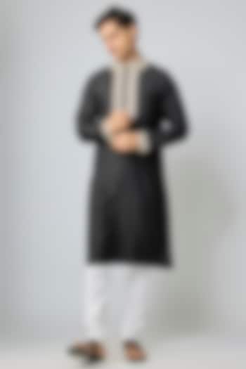 Black Silk & Chanderi Embroidered Kurta Set by Kalighata Men at Pernia's Pop Up Shop