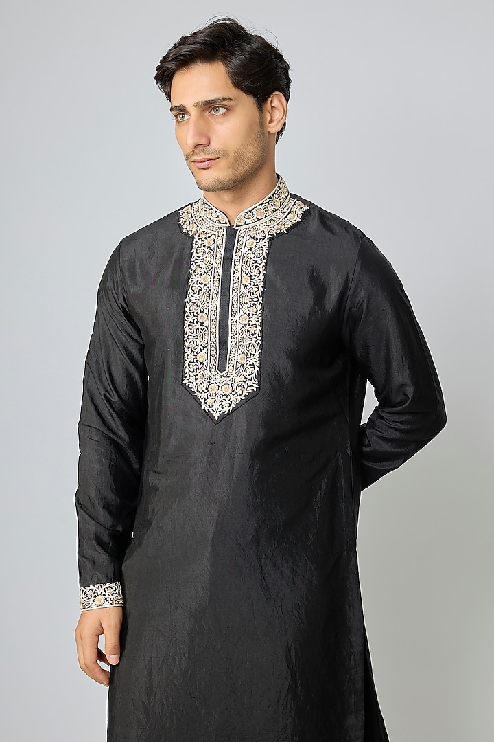 Black Silk & Chanderi Embroidered Kurta Set by Kalighata Men at Pernia's Pop Up Shop