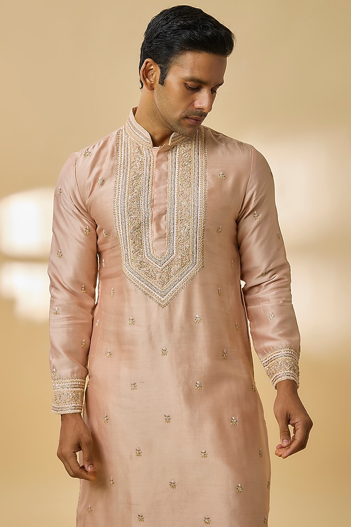 Dull Peach Silk Chanderi Kurta Set by Kalighata Men at Pernia's Pop Up Shop
