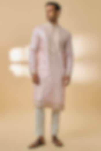 Pink Silk Chanderi Kurta Set by Kalighata Men at Pernia's Pop Up Shop