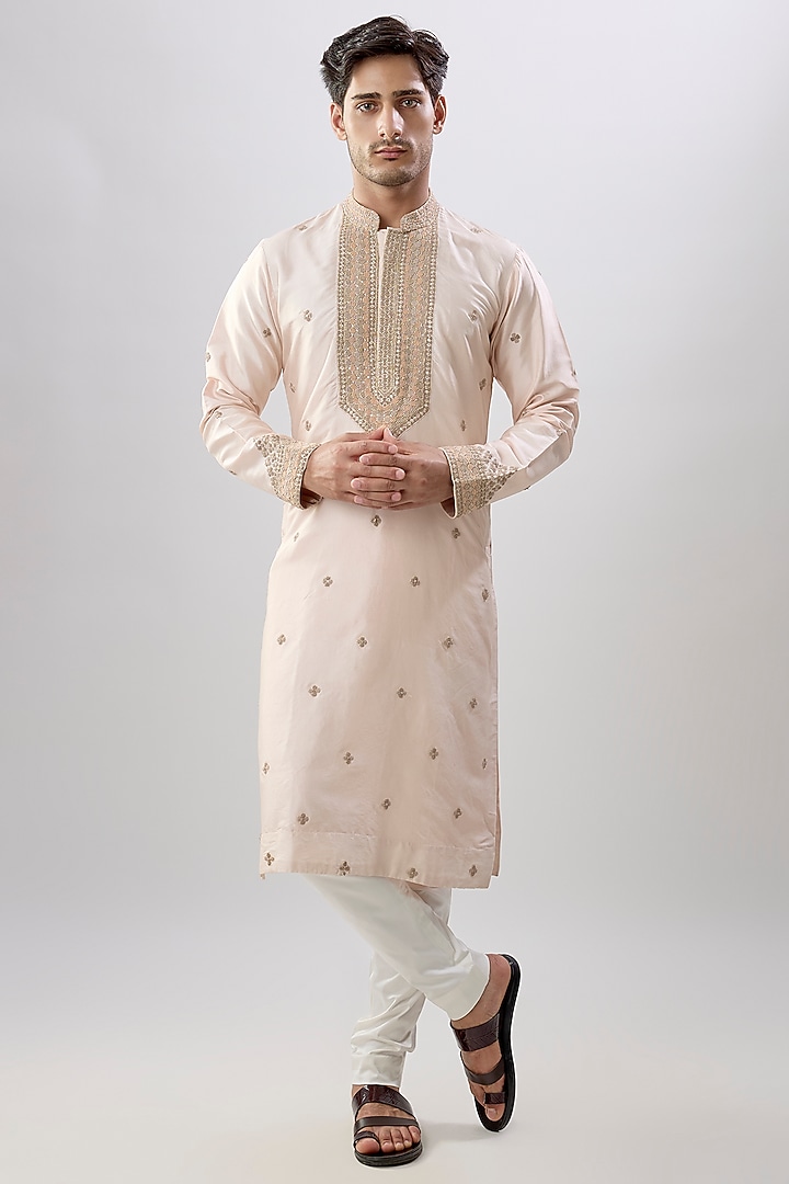 Pink Silk Chanderi Kurta Set by Kalighata Men at Pernia's Pop Up Shop