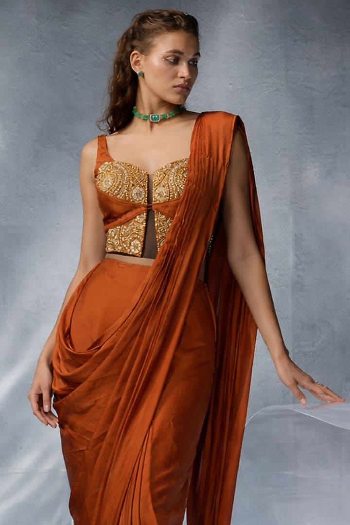 Rust Crepe Embroidered Pre-Stitched Wedding Saree Set by Kalighata Pret at Pernia's Pop Up Shop