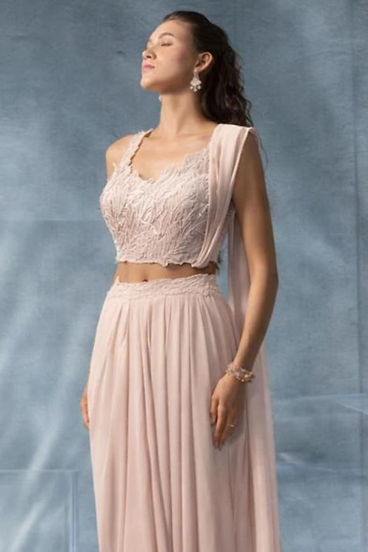 Baby Pink Crepe Wedding Saree Set by Kalighata Pret at Pernia's Pop Up Shop