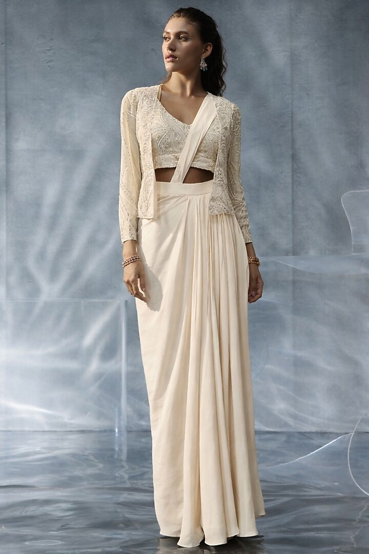 Off-White Organza Jacket Draped Wedding Saree Set by Kalighata Pret at Pernia's Pop Up Shop