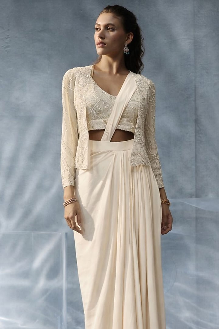 Off-White Organza Jacket Draped Wedding Saree Set by Kalighata Pret at Pernia's Pop Up Shop
