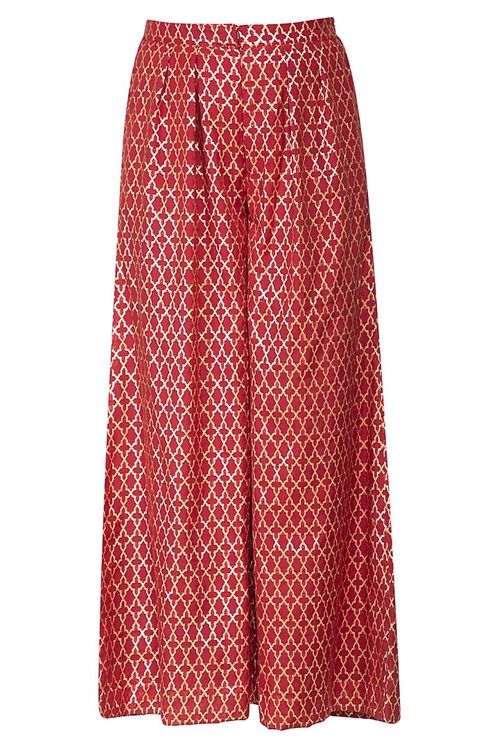 Red embroidered banarasi kurta set by KAIA at Pernia's Pop Up Shop
