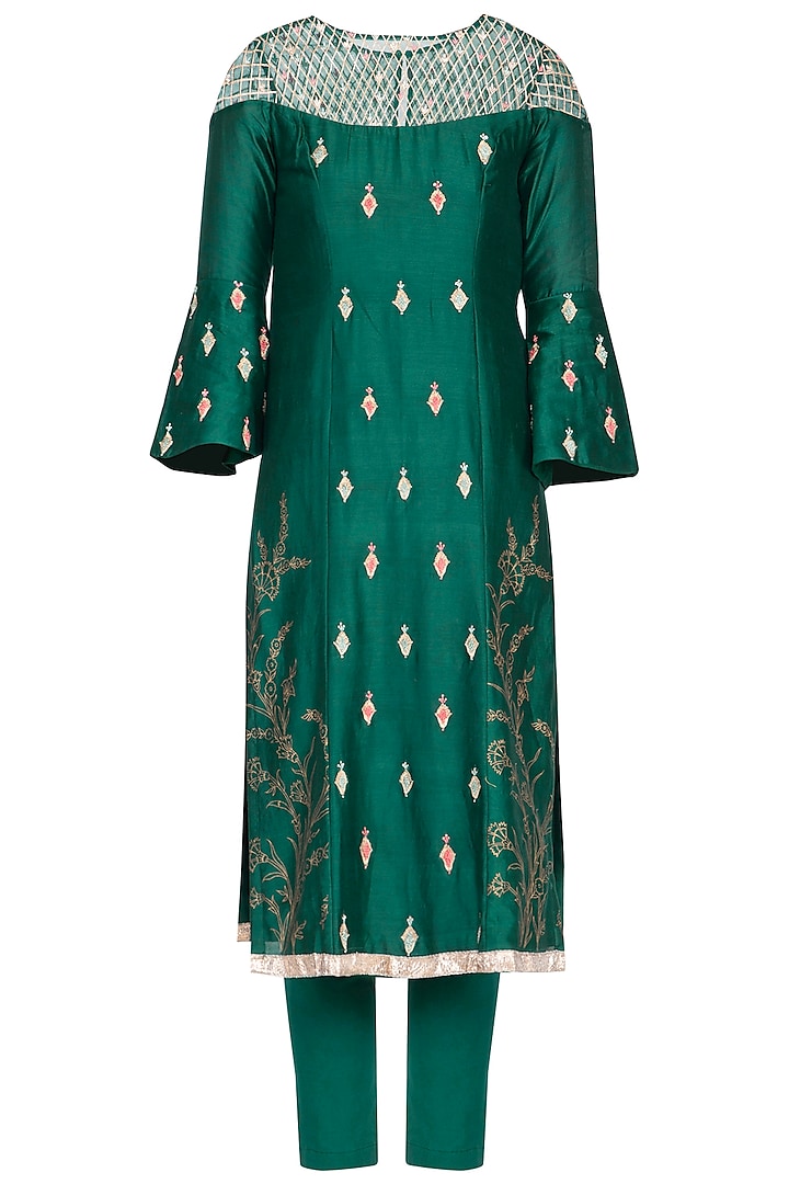 Emerald green embroidered kurta set by KAIA