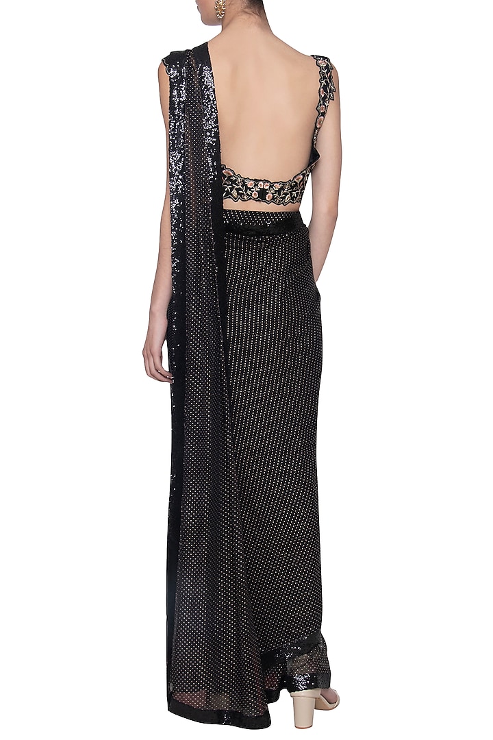 Black embroidered saree set available only at Pernia's Pop Up Shop.