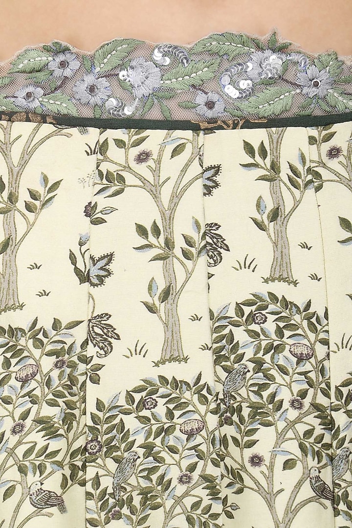 White lehenga tree printed lehenga set available only at Pernia's Pop Up Shop.