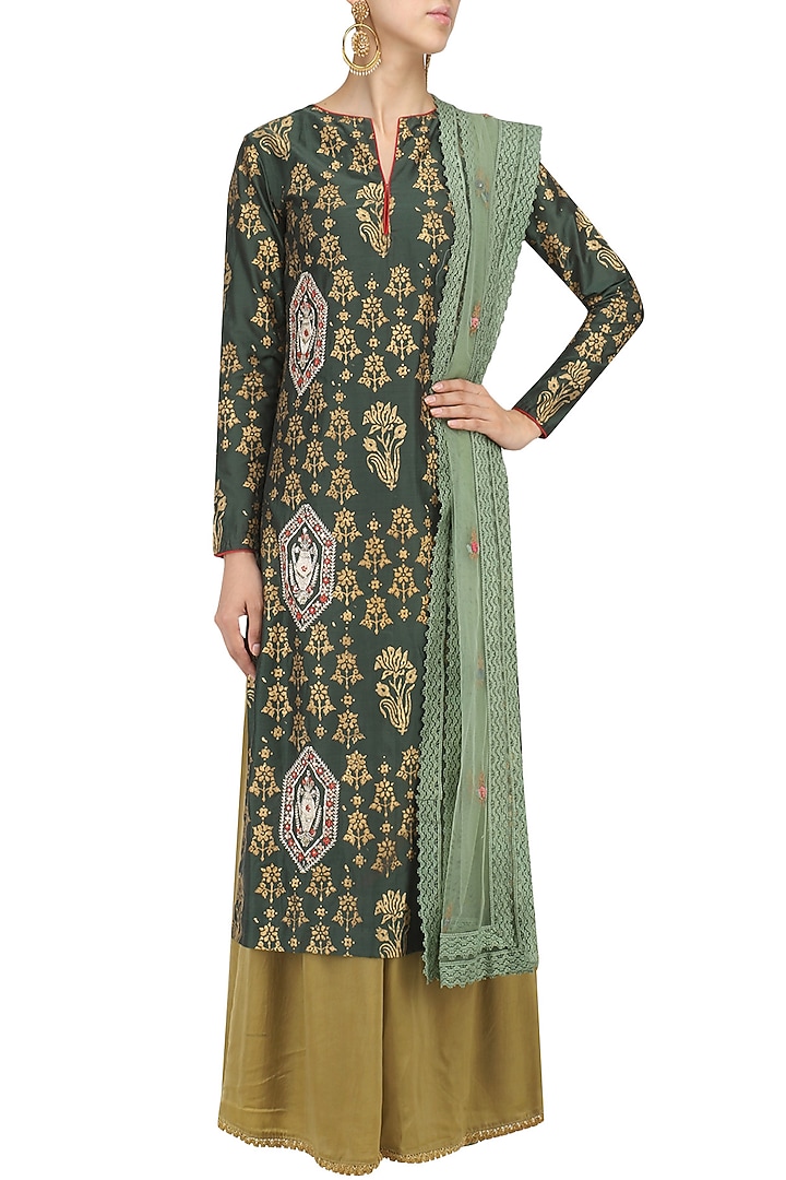 Emerald green embroidered kurta and palazzo pants set available only at Pernia's Pop Up Shop.